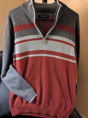 Roundtree & Yorke Men's Red and Gray Half-Zip Striped Sweater